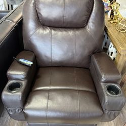 Recliner With Heat And Vibration, And Cupholders 