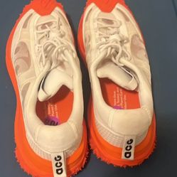Nike ACG Sneakers 