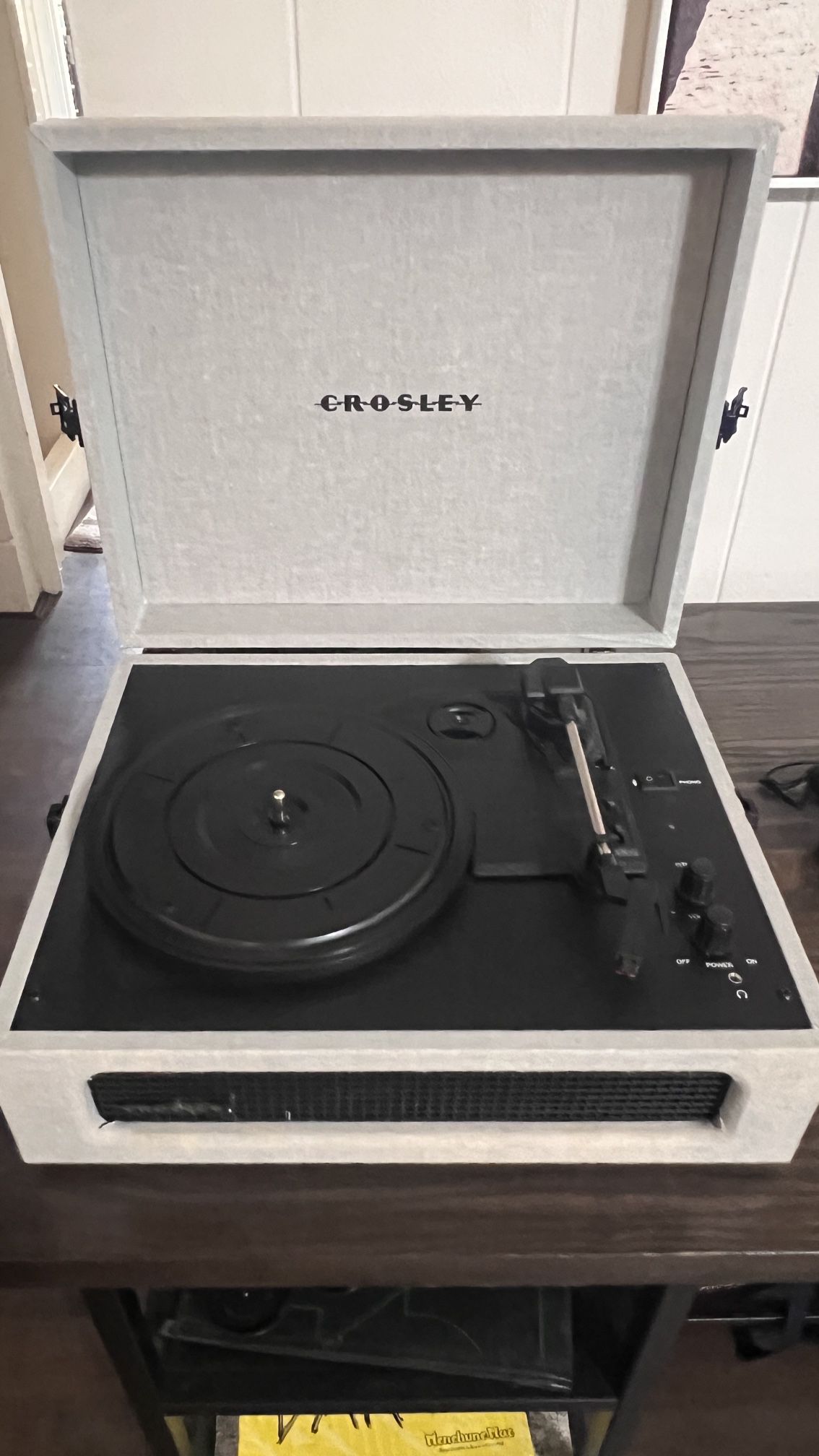 Bluetooth Vinyl Record Player - Crosley Voyager - Includes 4 Records