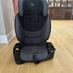 Evenflo Car seat No Accidents In Good Condition 