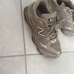 New Balance Size 7:5 Women 