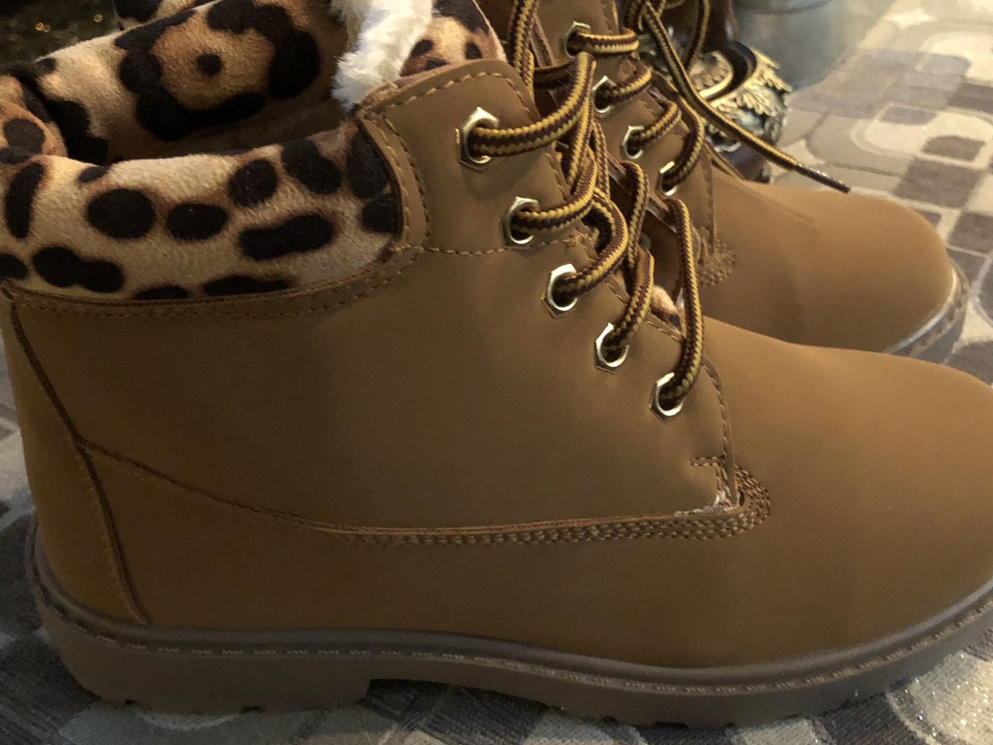 Kids Boots Size 1-4