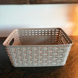 Plastic Storage Basket