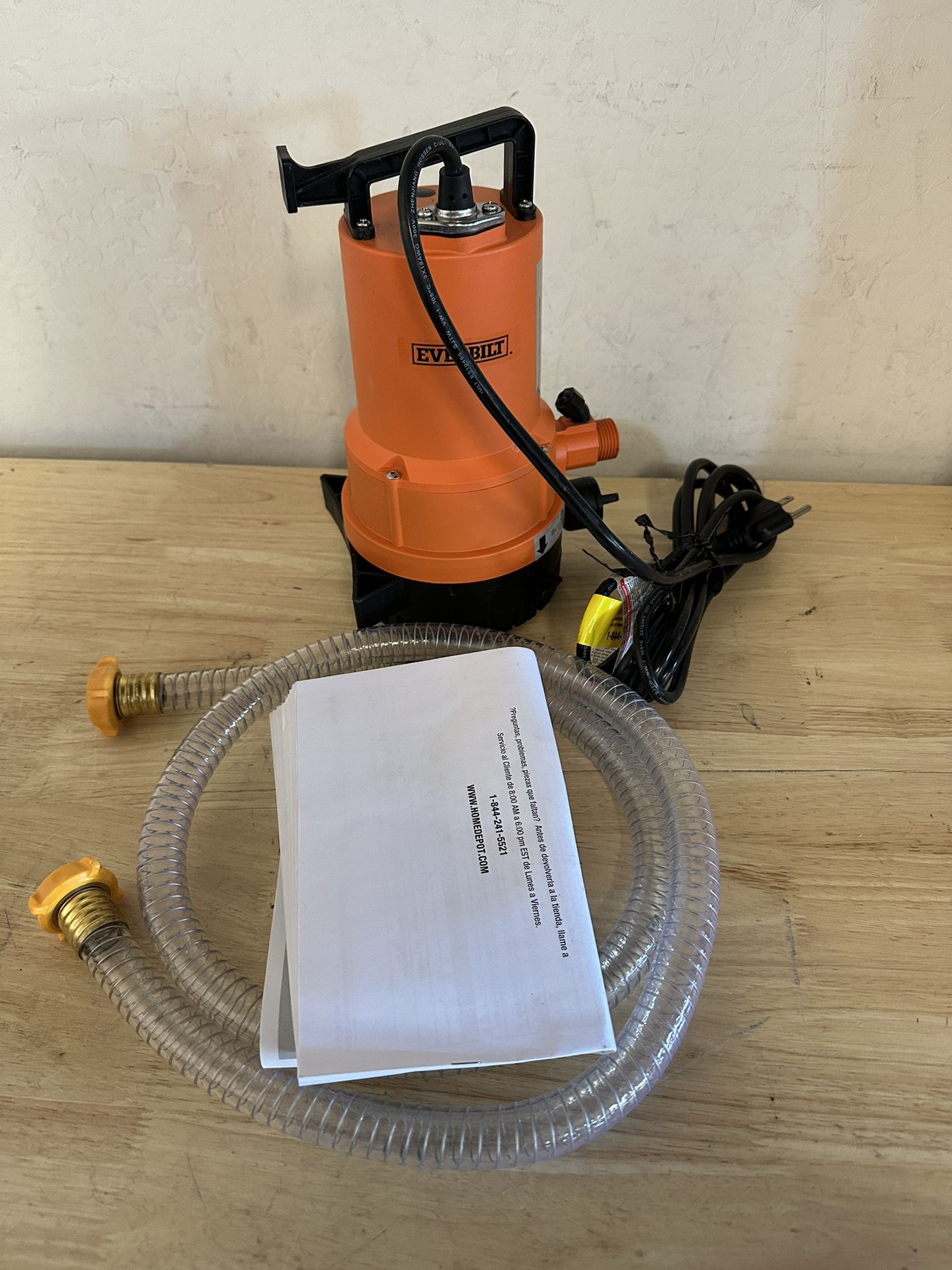 Everbilt UTA02510 1/4 HP 2-in-1 Submersible Utility and Transfer Pump