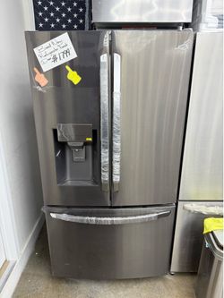 Brand new  LG 36 in. 28 cu. ft. 3-Door French Door Refrigerator with Ice and Water with Single Ice in Black Stainless Standard Depth
