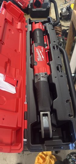 3/8 drive Milwaukee digital torque wrench w/one key