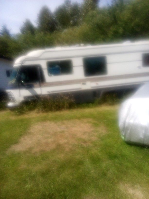 Rv 28 Foot 1998 Big Block Runs Needs Batteries