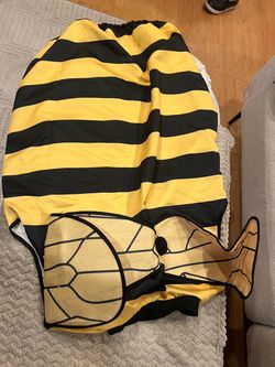 XXL bumble bee