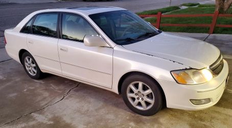 2000 Toyota Avalon XLS