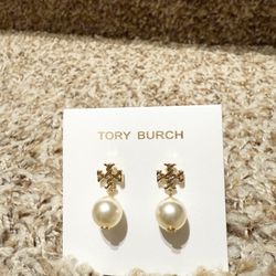 💲32👩‍🦱tory burch logo pearl drop earring