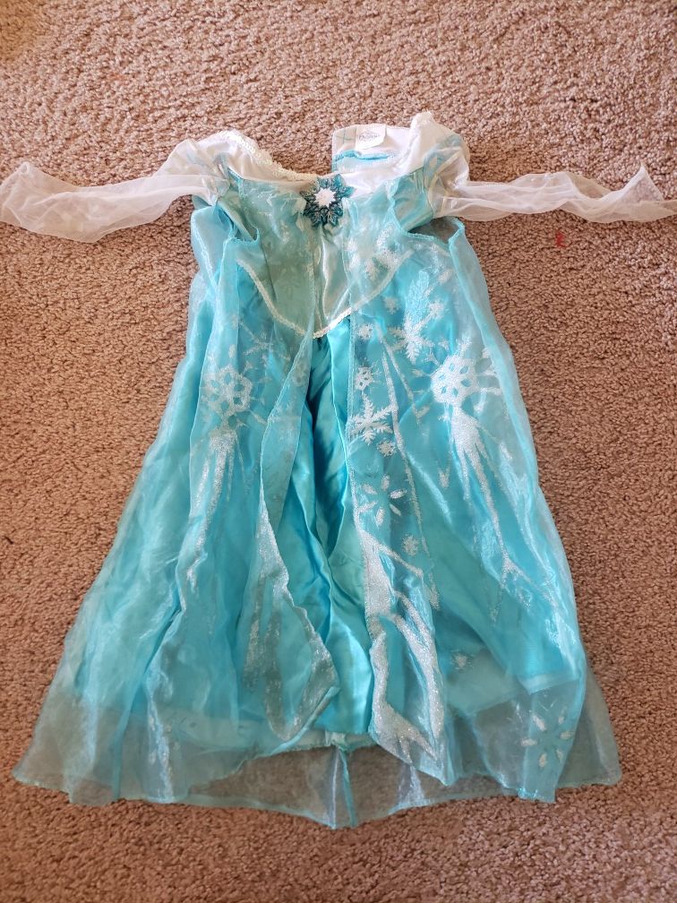 Frozen Elsa Halloween costume