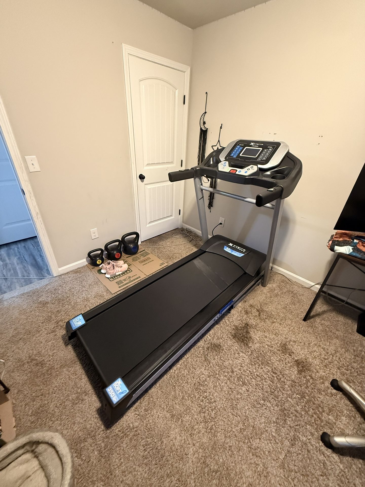 XTERRA Fitness Treadmill - Barely Used