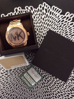 ***authentic*** Michael Kors rose gold watch