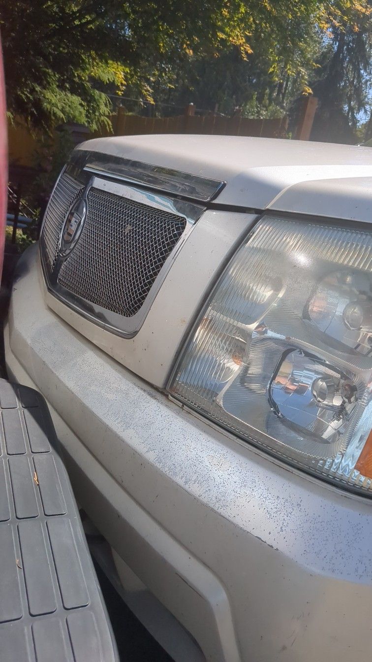2004 Cadillac Escalade