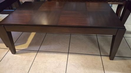 2 corner tables & coffee  table New