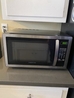Farberware Microwave 1.1 Cu Ft