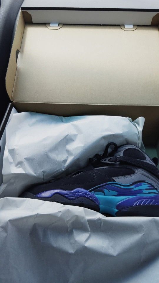 Jordan Retro 8s