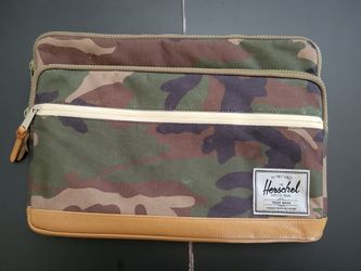 The Herschel Supply laptop sleeve