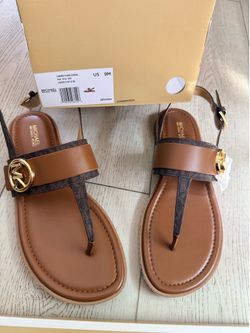 Brown Sandes