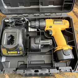 Dewalt Drill /driver6.2 Volt
