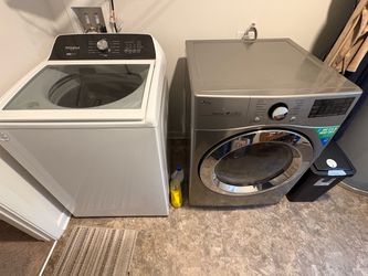 **Whirlpool Washer & LG Electric Dryer – Both Work Great! – $500 CASH**