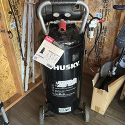 Huskey 20 Gallons  175 PSI Air Compressor 