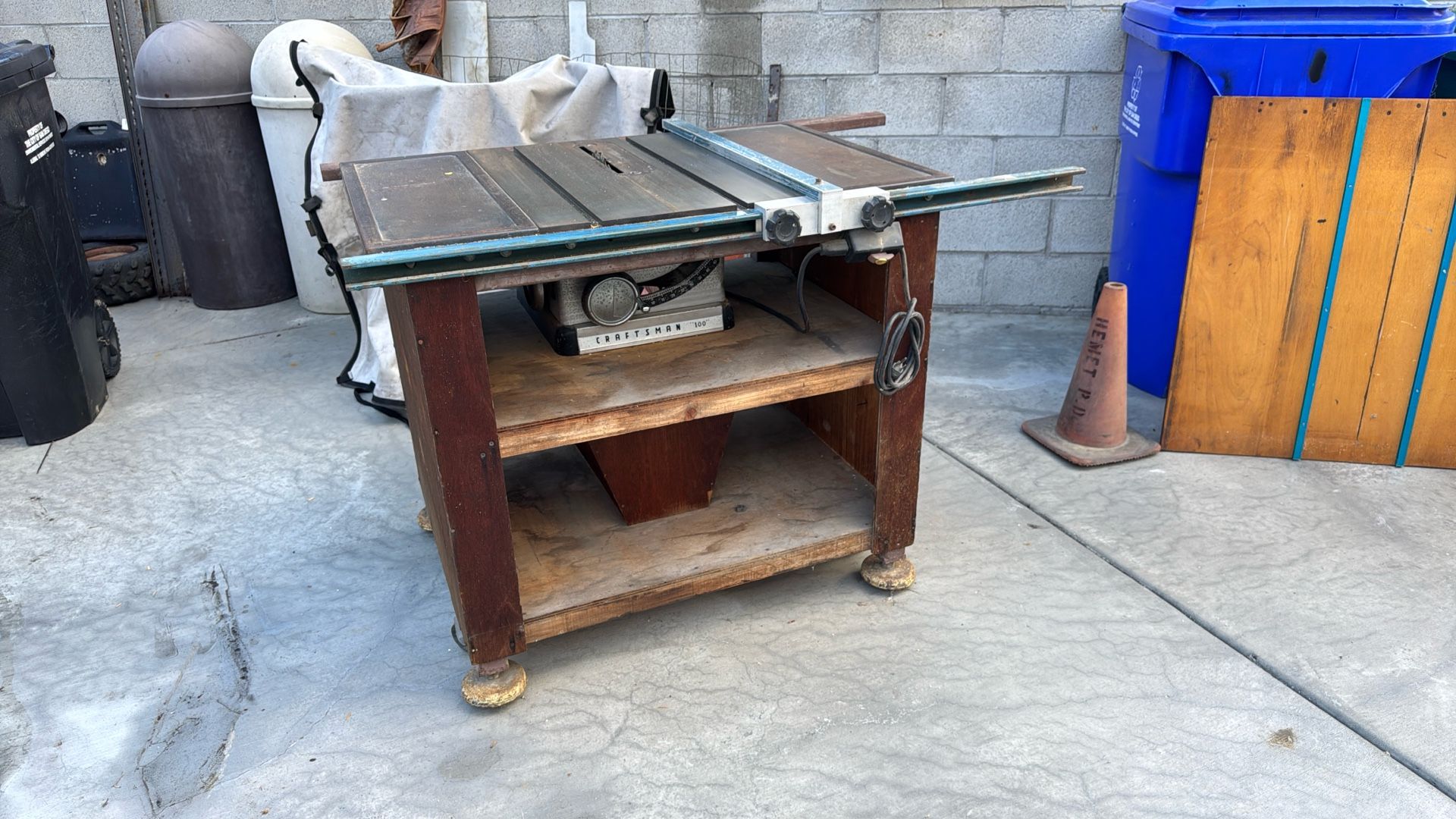 Craftsman 100 table Saw