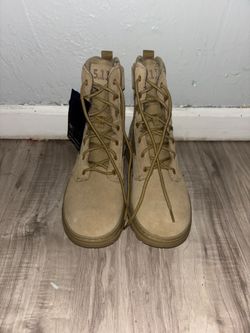Men Boots size 8.5