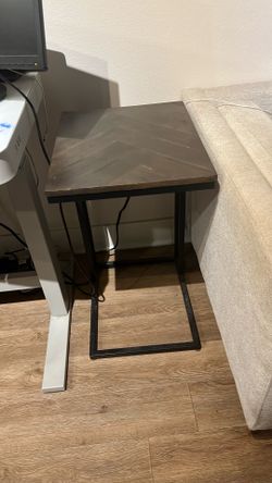 Side table with plugs