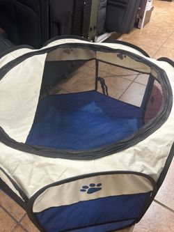 Play pen pick up in Perris sold as is firm price