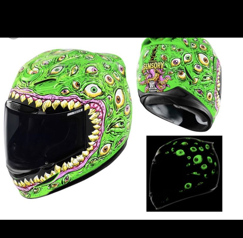 Icon Airmada sensory helmet size Medium for Sale in Springfield 