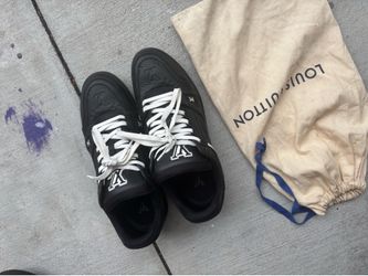Lv trainers 100% authentic Size 46/12