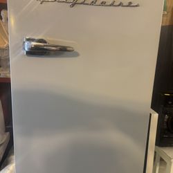 Frigidaire Refrigerator