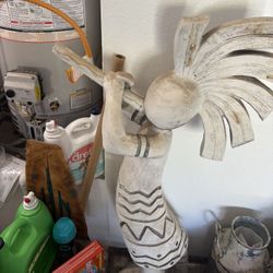 Kokopelli Statue