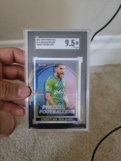 2022 Topps Ginest MLS Cristian Roldan Sgc 9.5
