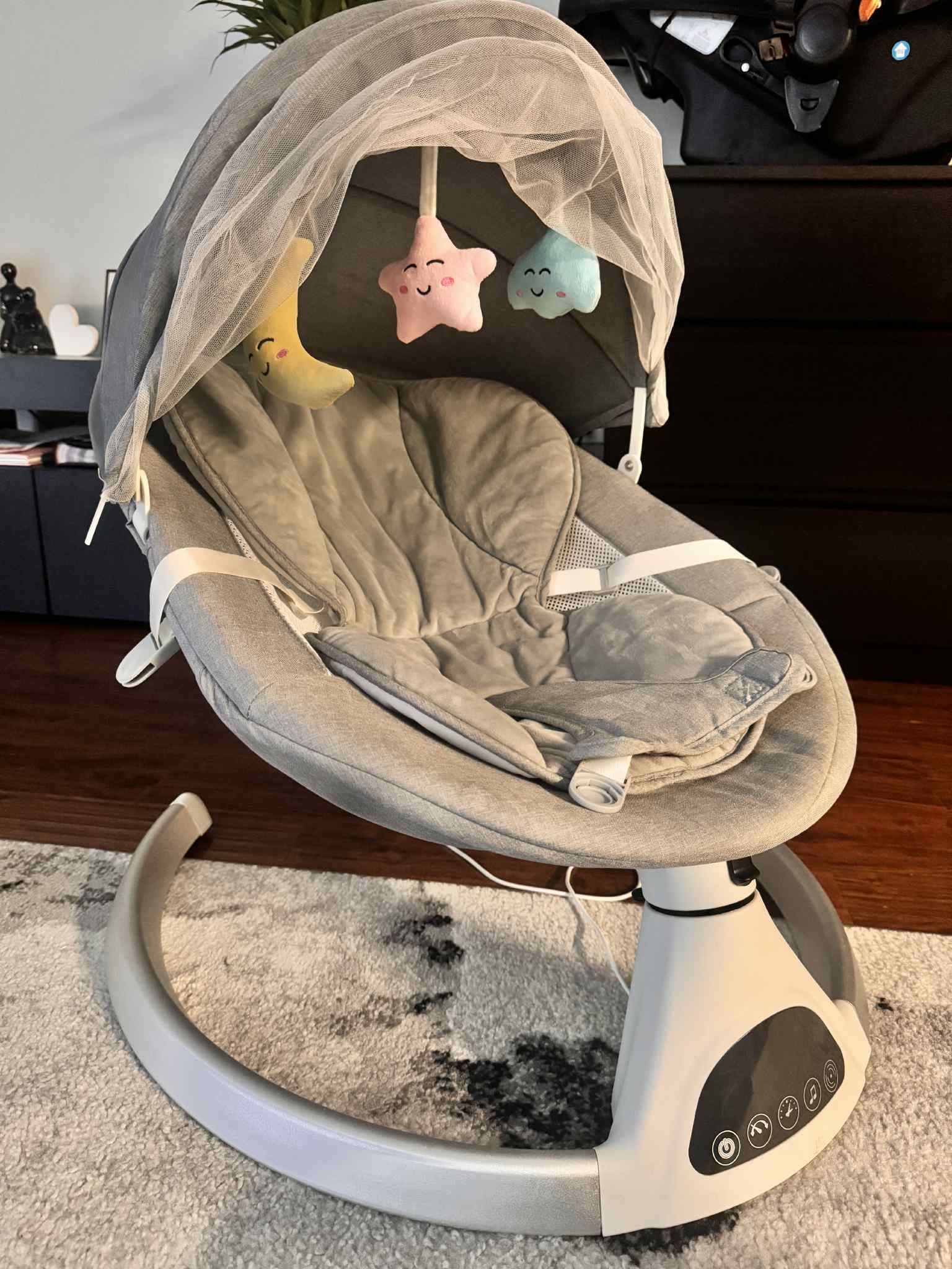 Baby electronic swing for infants