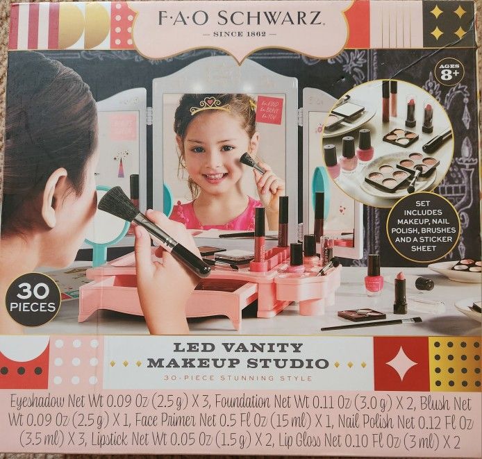 F A O SCHWARZ LED VANITY MAKEUP STUDIO