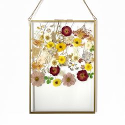 Pressed Flower Botanical Glass Wall Art – Hanging Brass Frame
