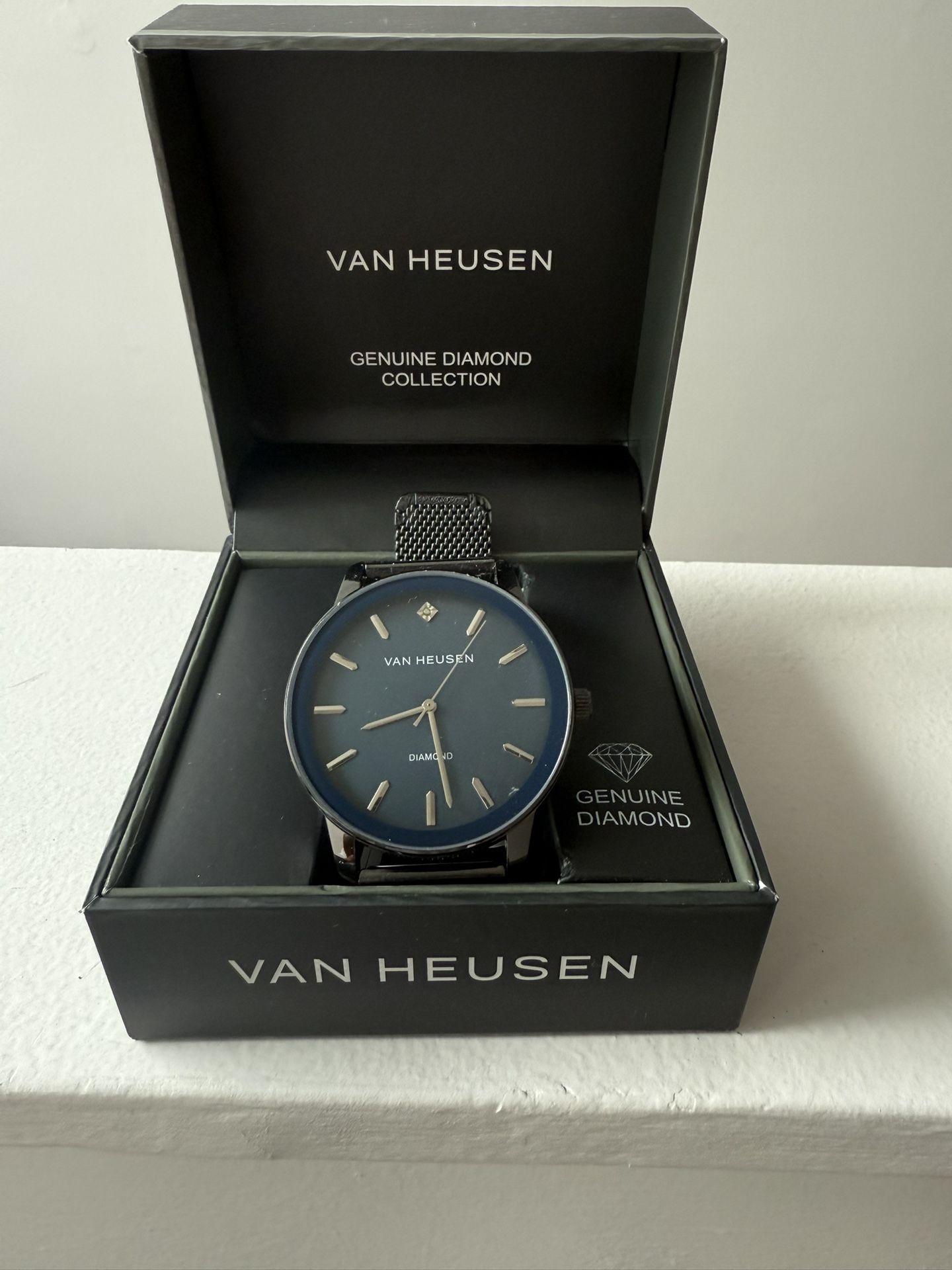  Diamond Van HEUSEN WATCH 
