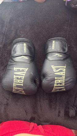 Everlast elite gloves size