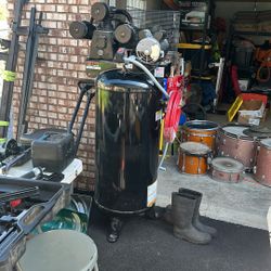 NIB Northern Star 4.7hp 220v Single Phase Air Compressor