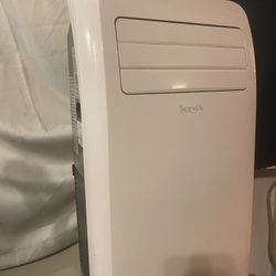 Serenelife Dehumidifier/Portable AC Unit   (1 Week Old)