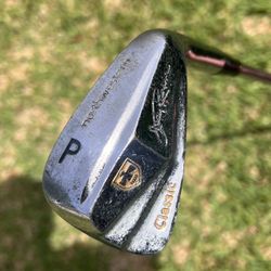 Pitching wedge golf club