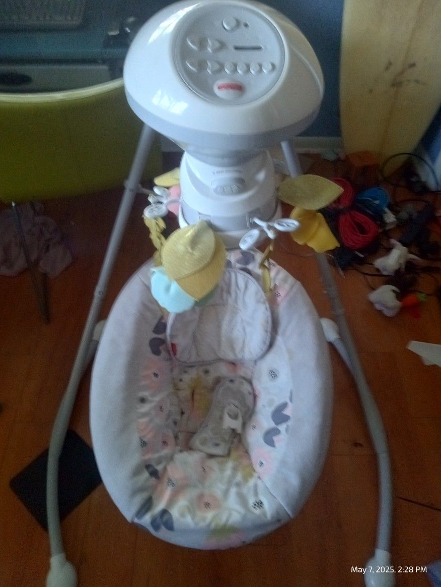 Fisher Price Baby Swing