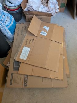 Moving Boxes + wardrobe boxes
