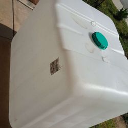 275 Gallon Water Tank $85 Each