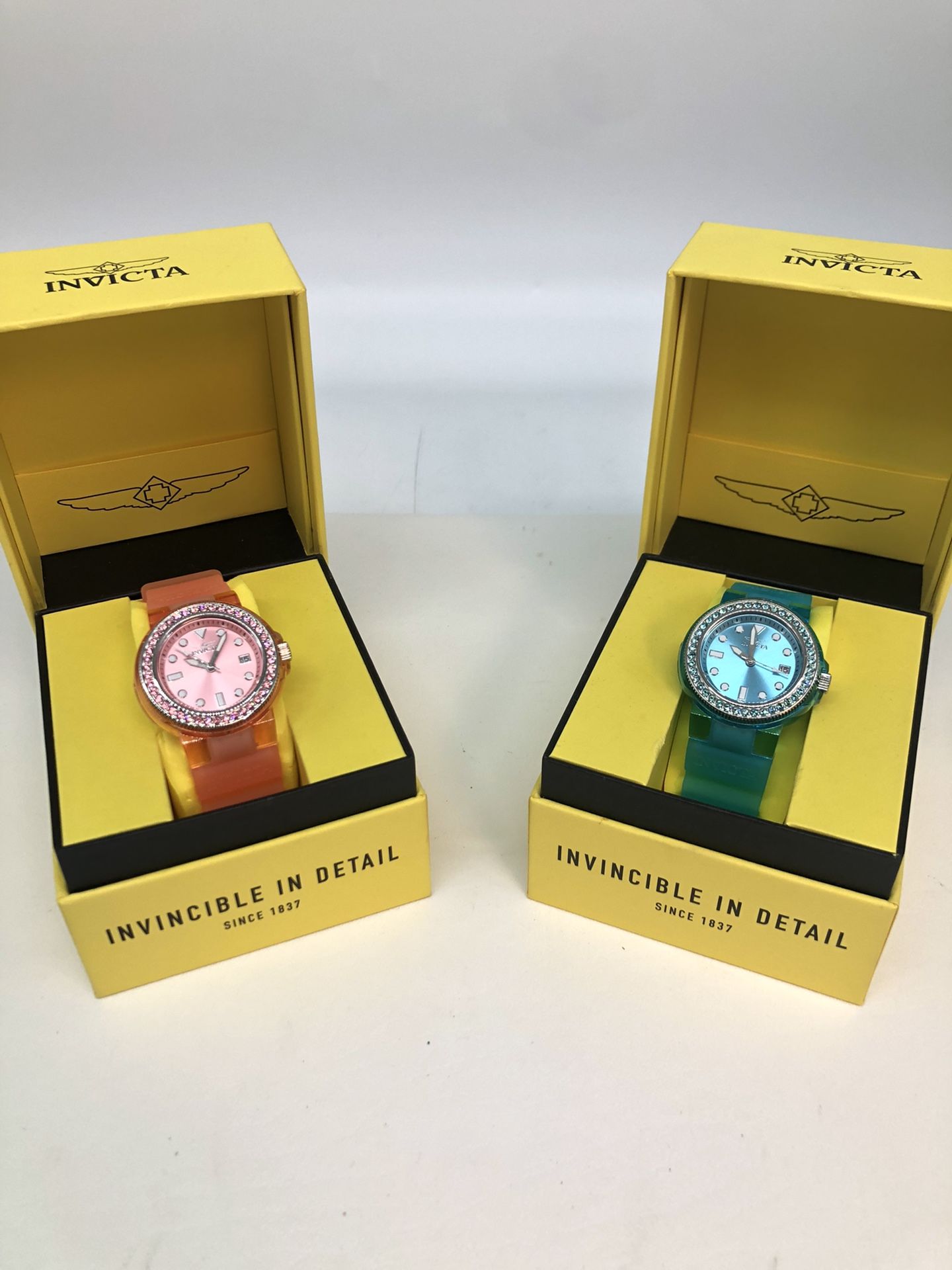 Invicta Pro Diver Watch Pink (39499) & Turquoise (39504)