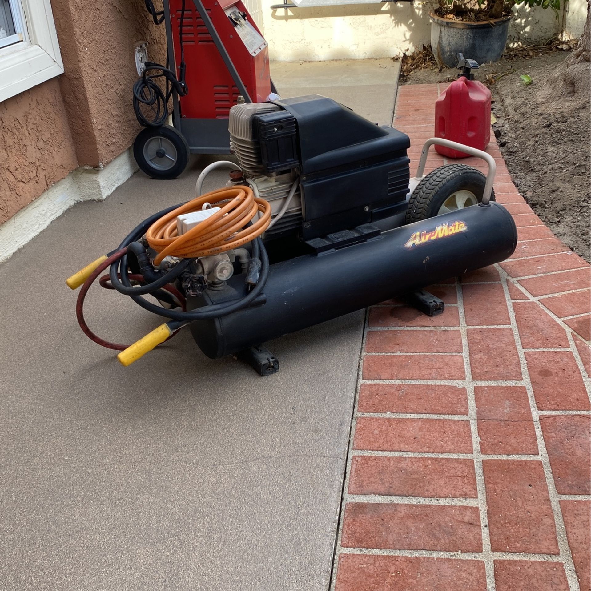 Air Compressor Air Matic Electric Twin 9 Gallon Job Site Construction Commercial 