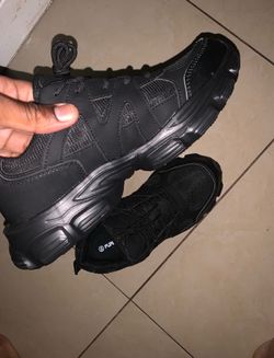 Men shoes steel Toe size 10
