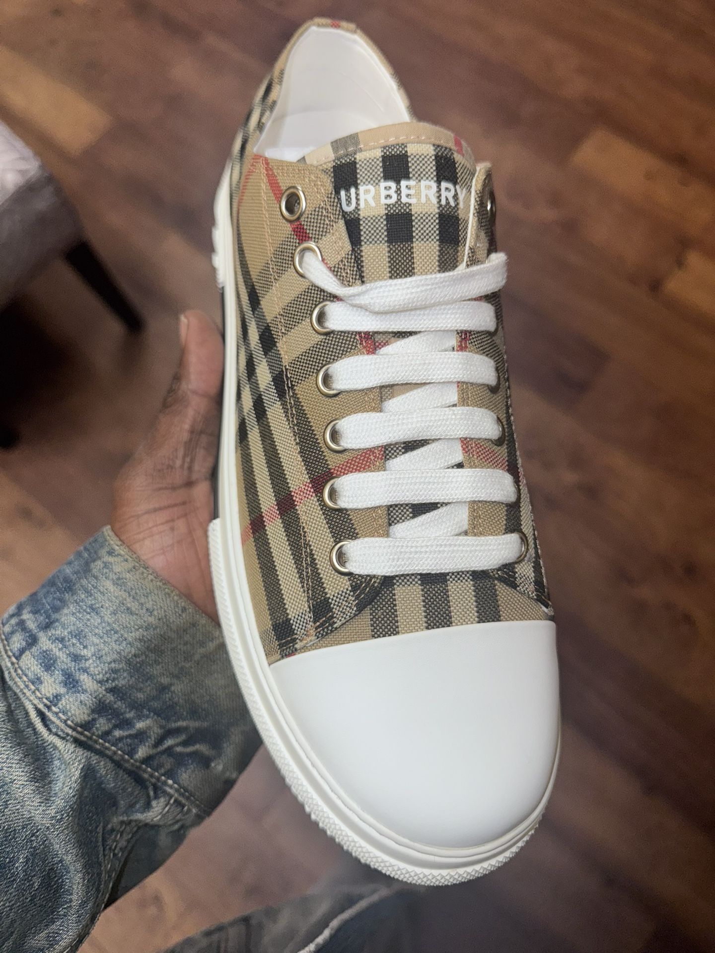 Burberry 9-13